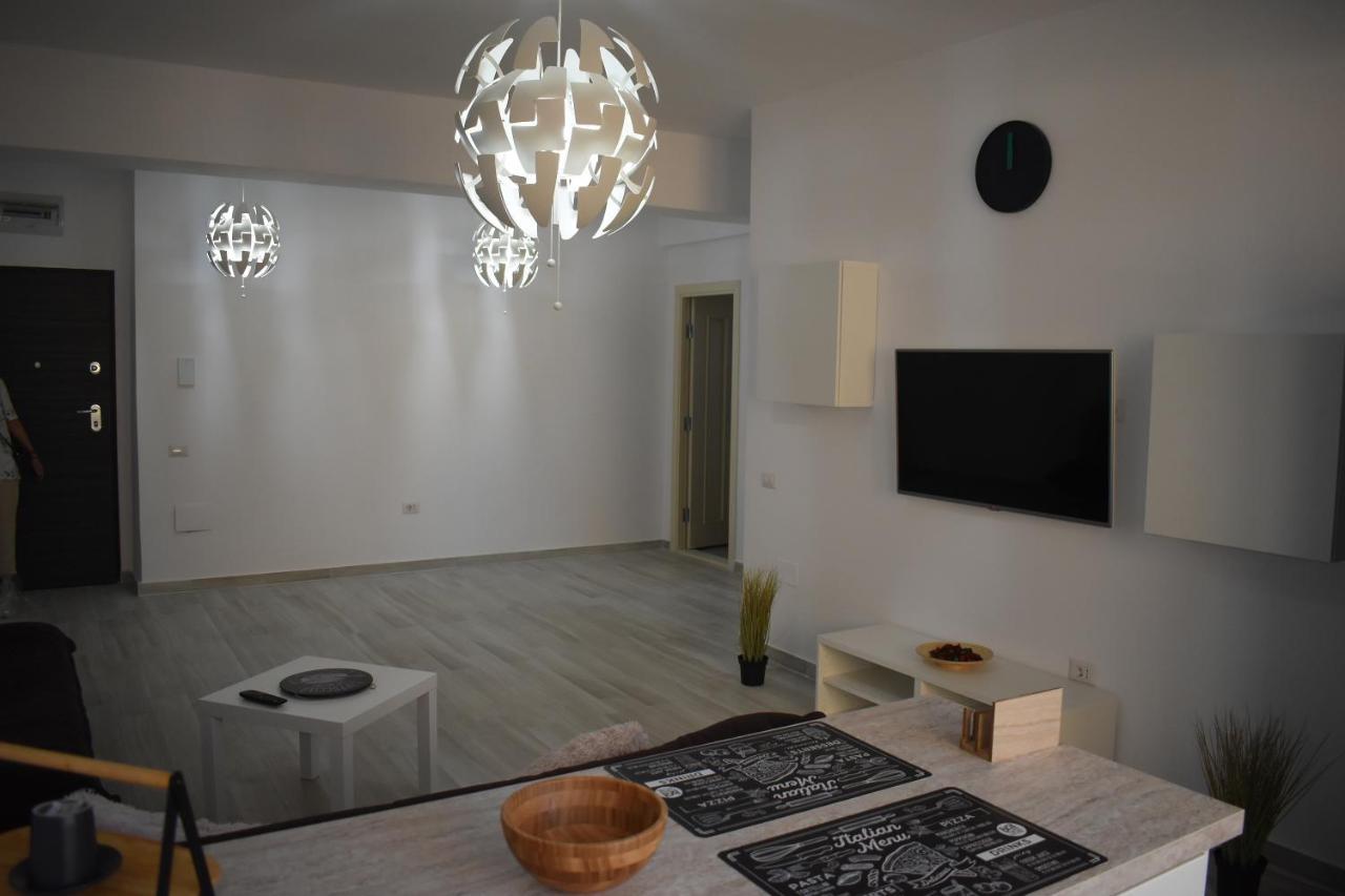 Apartment By The Lake With A View Mamaia Eksteriør bilde