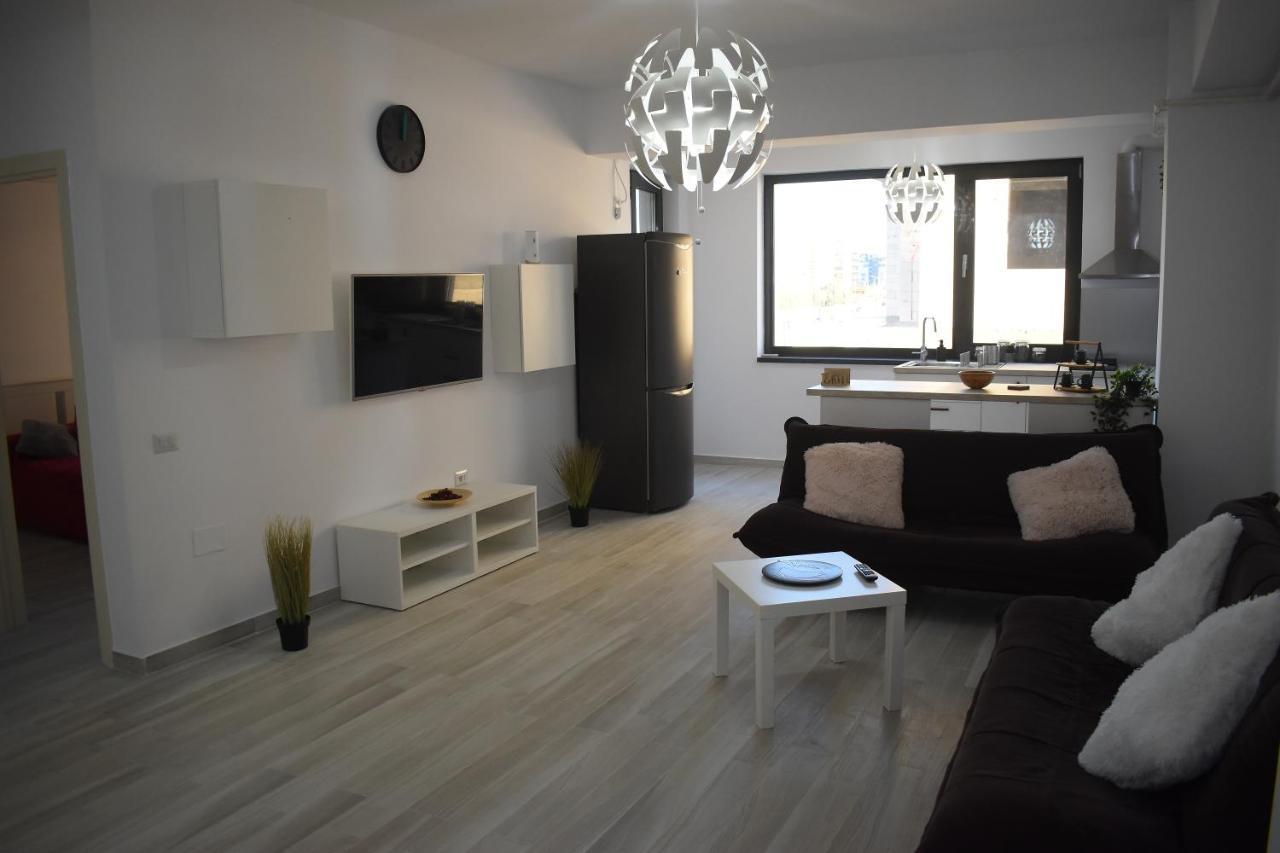Apartment By The Lake With A View Mamaia Eksteriør bilde