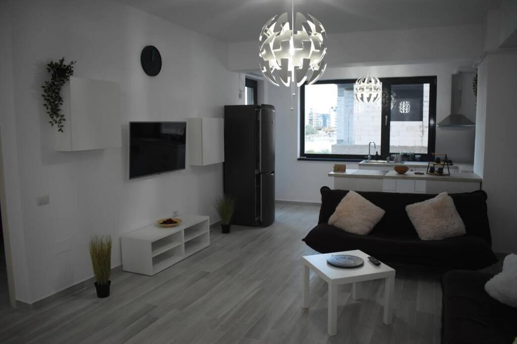 Apartment By The Lake With A View Mamaia Eksteriør bilde