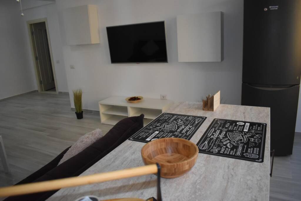 Apartment By The Lake With A View Mamaia Eksteriør bilde