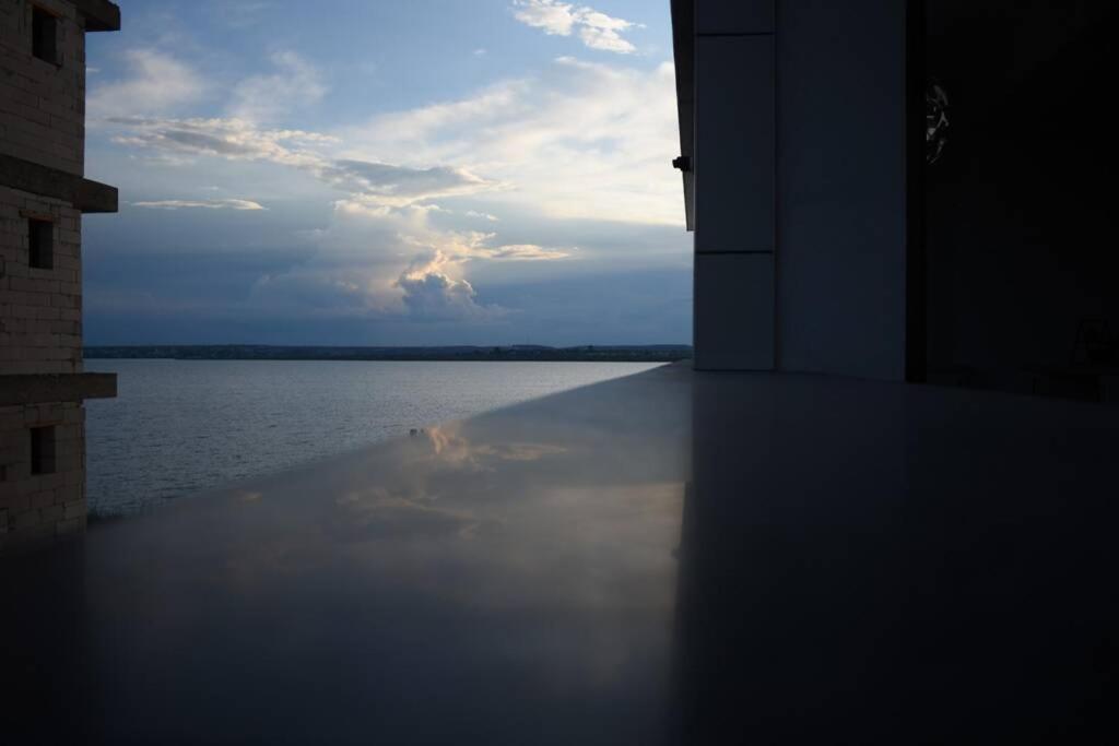 Apartment By The Lake With A View Mamaia Eksteriør bilde